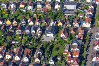 Vue aérienne de Immeuble d'appartements sur Waldstr à Kandel dans le département Rhénanie-Palatinat, Allemagne