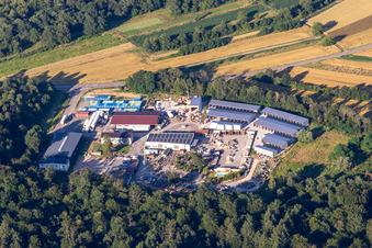 Vue aérienne de Self-stockage Palatinum et LAGERIS à Hagenbach dans le département Rhénanie-Palatinat, Allemagne