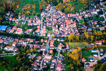 Vue aérienne de De l'ouest à le quartier Rotenberg in Rauenberg dans le département Bade-Wurtemberg, Allemagne