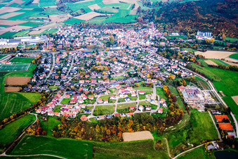 Vue aérienne de De l'ouest à Zuzenhausen dans le département Bade-Wurtemberg, Allemagne
