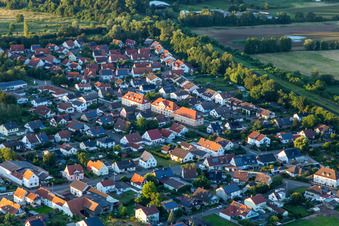 Vue aérienne de Steinweilerer Straße à Winden dans le département Rhénanie-Palatinat, Allemagne