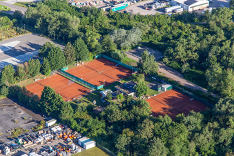 Vue aérienne de Terrain de tennis TCO à Offenbach an der Queich dans le département Rhénanie-Palatinat, Allemagne