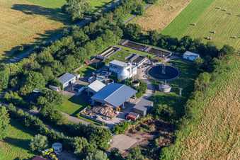 Vue aérienne de Station d'épuration à Offenbach an der Queich dans le département Rhénanie-Palatinat, Allemagne