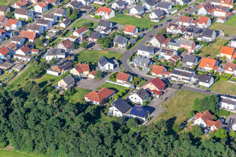 Vue aérienne de Sentier de l'aubépine à le quartier Hardtwald in Neupotz dans le département Rhénanie-Palatinat, Allemagne