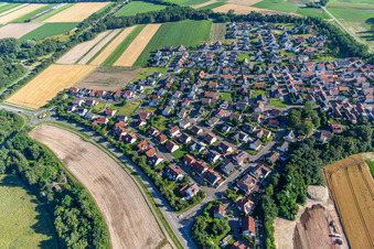Vue aérienne de Du sud à le quartier Hardtwald in Neupotz dans le département Rhénanie-Palatinat, Allemagne