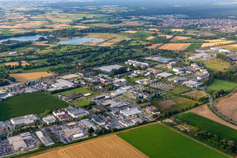 Vue aérienne de Zone industrielle Robert-Bosch-Straße à Bensheim dans le département Hesse, Allemagne