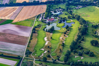 Vue aérienne de Restaurant de golf La Maison au parc de golf de Kurpfalz à Limburgerhof dans le département Rhénanie-Palatinat, Allemagne