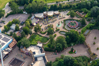 Vue aérienne de Maja's Flower Splash au Holiday Park Allemagne à Haßloch dans le département Rhénanie-Palatinat, Allemagne