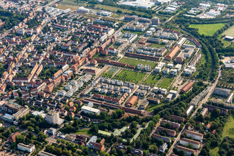 Vue aérienne de Ancien site du State Garden Show vu de l'ouest à Landau in der Pfalz dans le département Rhénanie-Palatinat, Allemagne