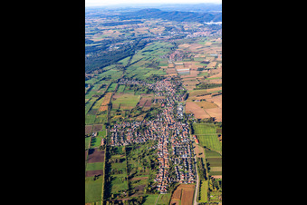Vue aérienne de De l'est à Kapsweyer dans le département Rhénanie-Palatinat, Allemagne
