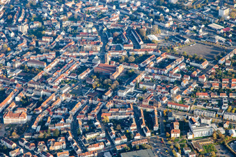 Vue aérienne de Rue Winzler et St. Anton à Pirmasens dans le département Rhénanie-Palatinat, Allemagne