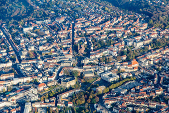 Vue aérienne de Schlossstraße et St. Pirmin à Pirmasens dans le département Rhénanie-Palatinat, Allemagne
