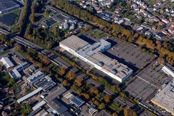 Vue aérienne de MÖBEL MARTIN Zweibrücken et EN MAGASIN Zweibrücken à le quartier Ernstweiler in Zweibrücken dans le département Rhénanie-Palatinat, Allemagne