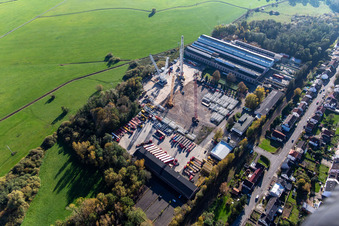 Vue oblique de Onroad GmbH (transports spéciaux et lourds, transferts par grue, travaux de grue) à le quartier Bierbach in Blieskastel dans le département Sarre, Allemagne