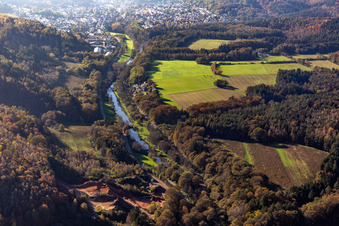 Vue aérienne de Würbachtal à le quartier Lautzkirchen in Blieskastel dans le département Sarre, Allemagne