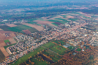 Kandel dans le département Rhénanie-Palatinat, Allemagne depuis l'avion