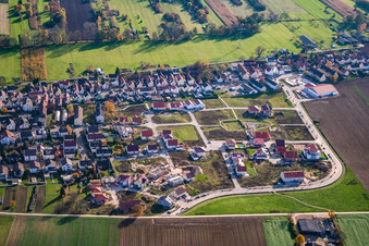 Sur la haute piste à Kandel dans le département Rhénanie-Palatinat, Allemagne vue d'en haut