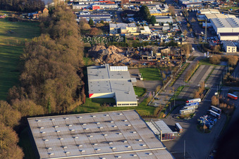 Vue aérienne de Thermo Fisher sur Erlenbachweg à le quartier Minderslachen in Kandel dans le département Rhénanie-Palatinat, Allemagne