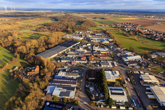 Vue aérienne de Barthelsmühlring à le quartier Minderslachen in Kandel dans le département Rhénanie-Palatinat, Allemagne