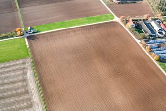 Vue aérienne de Aérodrome modèle à Offenbach an der Queich dans le département Rhénanie-Palatinat, Allemagne