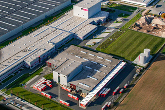 Vue aérienne de Traitement du papier Prowell à Offenbach an der Queich dans le département Rhénanie-Palatinat, Allemagne