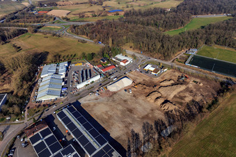Chantier de construction pour le développement du nouveau parc logistique de HANSAINVEST et DFI-Real-Estate Kandel après la démolition du marché OBI à le quartier Minderslachen in Kandel dans le département Rhénanie-Palatinat, Allemagne d'en haut