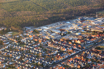 Vue aérienne de Jahnstr à le quartier Friedrichstal in Stutensee dans le département Bade-Wurtemberg, Allemagne