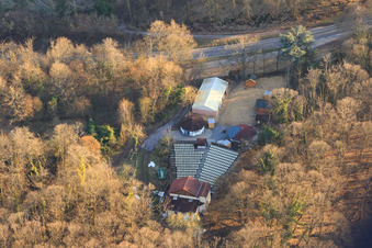 Vue aérienne de Théâtre en plein air Dörrenbach dans la forêt à Dörrenbach dans le département Rhénanie-Palatinat, Allemagne
