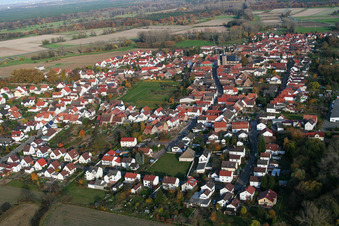 Vue d'oiseau de Quartier Geinsheim in Neustadt an der Weinstraße dans le département Rhénanie-Palatinat, Allemagne
