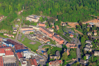 Vue aérienne de Clinique Centre Hospitalier Sainte Catherine à Saverne dans le département Bas Rhin, France