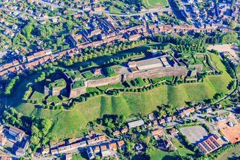 Vue oblique de Citadelle de Bitsch à Bitsch dans le département Moselle, France