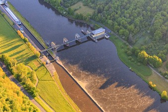 Photographie aérienne de Centrale hydroélectrique d'Eichel am Main à Kreuzwertheim dans le département Bavière, Allemagne
