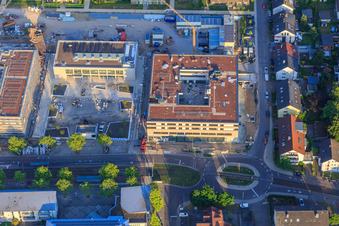 Vue aérienne de Nouveaux bâtiments sur Emil-Wachter-Straße à le quartier Mörsch in Rheinstetten dans le département Bade-Wurtemberg, Allemagne