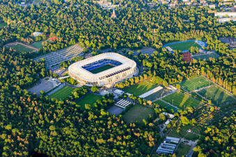 Photographie aérienne de Stade de football BBBank Wildpark du KSC - Karlsruher Sport-Club à le quartier Innenstadt-Ost in Karlsruhe dans le département Bade-Wurtemberg, Allemagne
