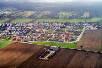Vue aérienne de Sur la haute piste à Kandel dans le département Rhénanie-Palatinat, Allemagne