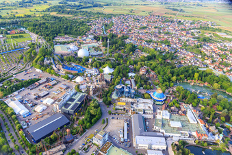 Vue aérienne de Aperçu de la partie classique d'Europa-Park Rust à Rust dans le département Bade-Wurtemberg, Allemagne