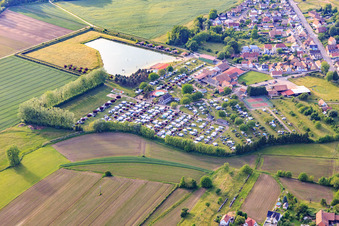 Vue aérienne de La Ferme des Tuileries à Rhinau dans le département Bas Rhin, France