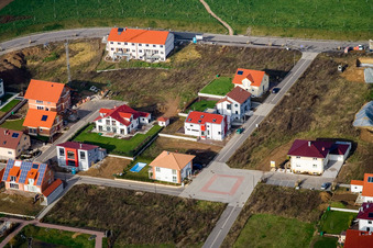 Vue d'oiseau de Sur la haute piste à Kandel dans le département Rhénanie-Palatinat, Allemagne