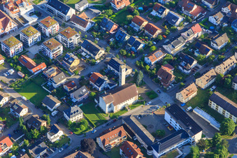 Vue aérienne de Église Saint-Michel à Gutach im Breisgau dans le département Bade-Wurtemberg, Allemagne