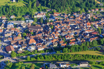 Vue aérienne de Vue du sud-est à Elzach dans le département Bade-Wurtemberg, Allemagne