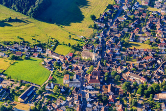 Vue aérienne de Église évangélique Sainte-Catherine à Seelbach dans le département Bade-Wurtemberg, Allemagne