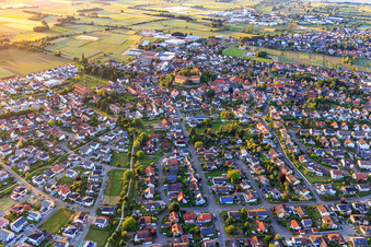Vue aérienne de Vue de la ville depuis le sud à Mahlberg dans le département Bade-Wurtemberg, Allemagne
