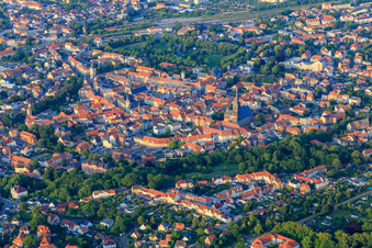 Vue aérienne de Vue de la ville depuis le sud-ouest à Aschersleben dans le département Saxe-Anhalt, Allemagne