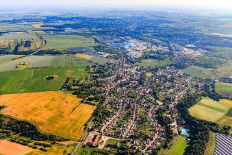 Vue aérienne de Vue du sud-ouest devant KME Mansfeld GmbH à le quartier Großörner in Mansfeld dans le département Saxe-Anhalt, Allemagne