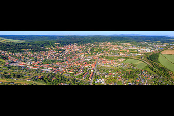Vue aérienne de Vue panoramique de la ville depuis l'est à Blankenburg dans le département Saxe-Anhalt, Allemagne