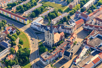 Photographie aérienne de Église Saint-Martini sur Matiniplan à le quartier Diocese Halberstadt in Halberstadt dans le département Saxe-Anhalt, Allemagne