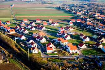 Vue aérienne de À l'Anheide à le quartier Schaidt in Wörth am Rhein dans le département Rhénanie-Palatinat, Allemagne