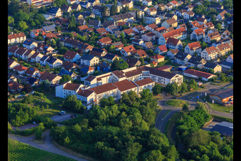 Vue aérienne de Résidence Pro Seniore à Bad Bergzabern dans le département Rhénanie-Palatinat, Allemagne