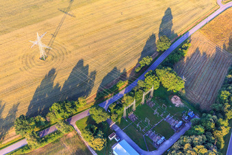 Vue aérienne de Petite sous-station à Dörrenbach à Dörrenbach dans le département Rhénanie-Palatinat, Allemagne