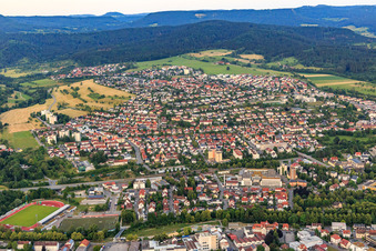 Vue aérienne de Vue de la ville depuis l'ouest à Balingen dans le département Bade-Wurtemberg, Allemagne